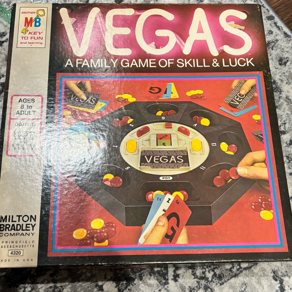 VEGAS Vintage Milton Bradley Card & Board Game